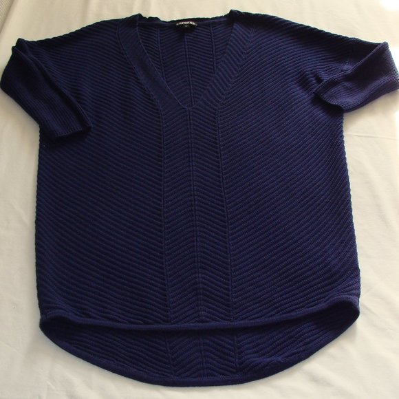 EXPRESS Dark Purple 3/4 Sleeve Hi-Low LADDER Knit V-Neck Sweater Sz XS - Picture 1 of 5